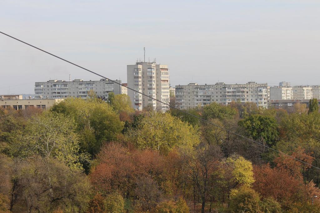 Apartment On Kursova 3A Bila Tserkva Luaran gambar
